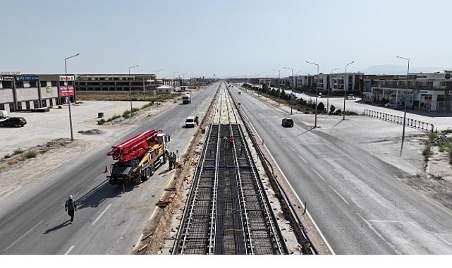 Milletvekilleri, Başkan Altay ve İl Başkanı Özgökçen Stadyum - Şehir Hastanesi Tramvay Hattı’ndaki Çalışmaları İnceledi görseli