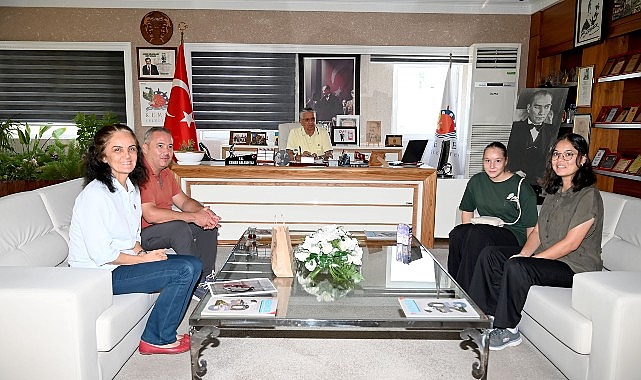 Başkan Topaloğlu’na burs teşekkürü görseli