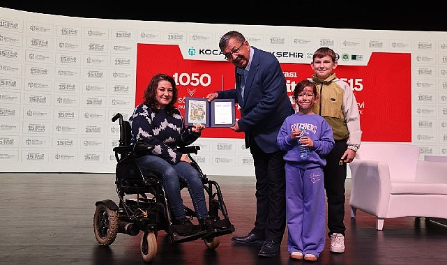 İnanç, Kitap Fuarı'nda "Can Veren Pervaneleri" anlattı görseli