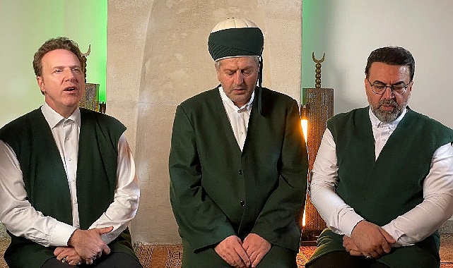 Müzikle Kufi Hattı 'Nâdı Aliyyen' Duasında Buluştu görseli