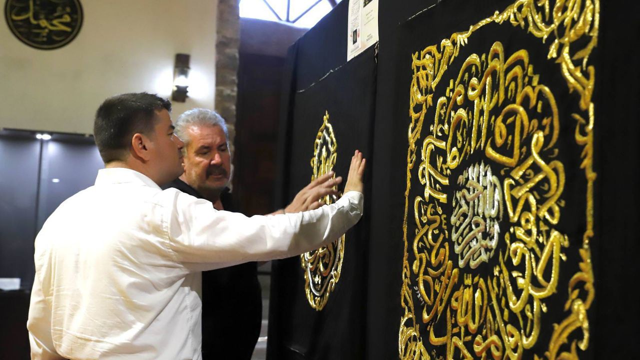 Kutsal Emanetler Sergisi Aksaray'da yoğun ilgi görüyor görseli
