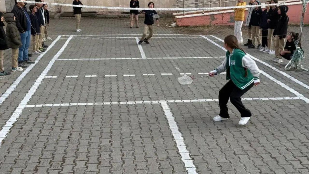 Digor’da Badminton heyecanı başladı! görseli