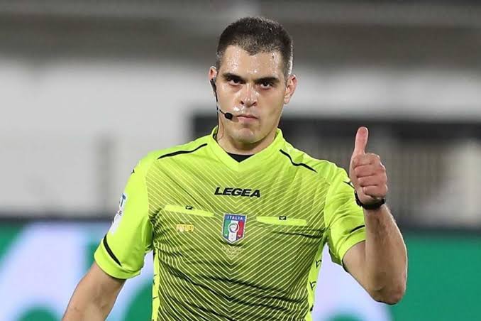 Varınla Yokunla Rezaletsin UEFA! görseli