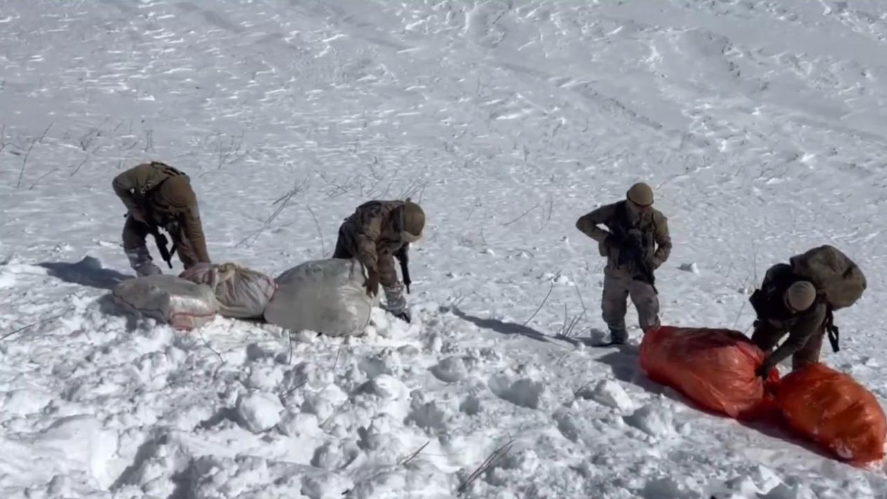 Hakkari’de 348 kilogram uyuşturucu madde ele geçirildi görseli