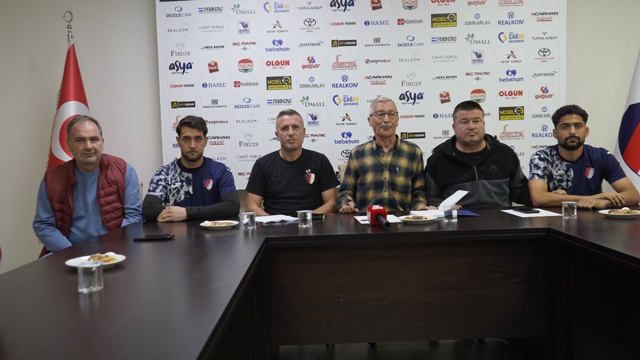 Düzcespor her hafta salı günü basının karşısına çıkıyor görseli