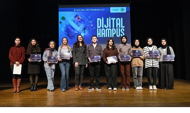Dijital Kampüs’te yetişen 235 genç sertifikalarını aldı görseli