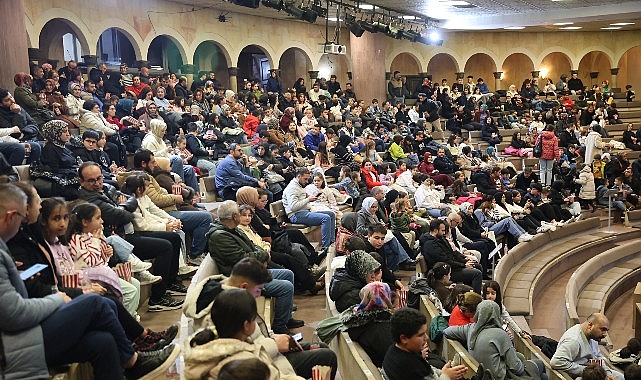 Nevşehir Belediyesi Sinema Etkinliği Düzenledi görseli