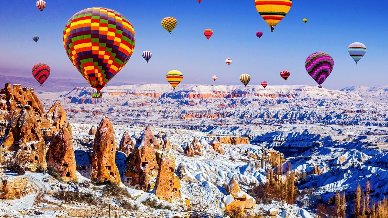 Kapadokya’da balon turlarına hava engeli görseli