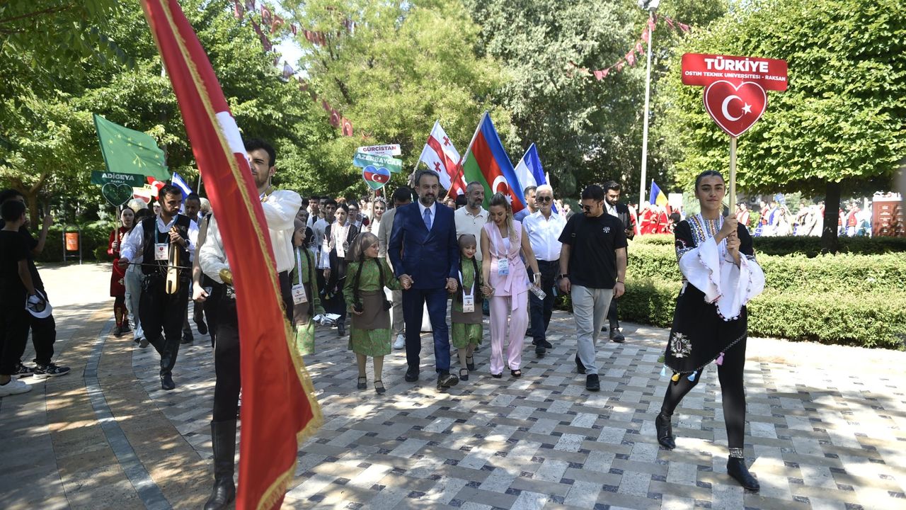 2. Başkent Etkileşim Buluşmaları başlıyor: Dünyanın renkleri Ankara'da sahne alacak! görseli