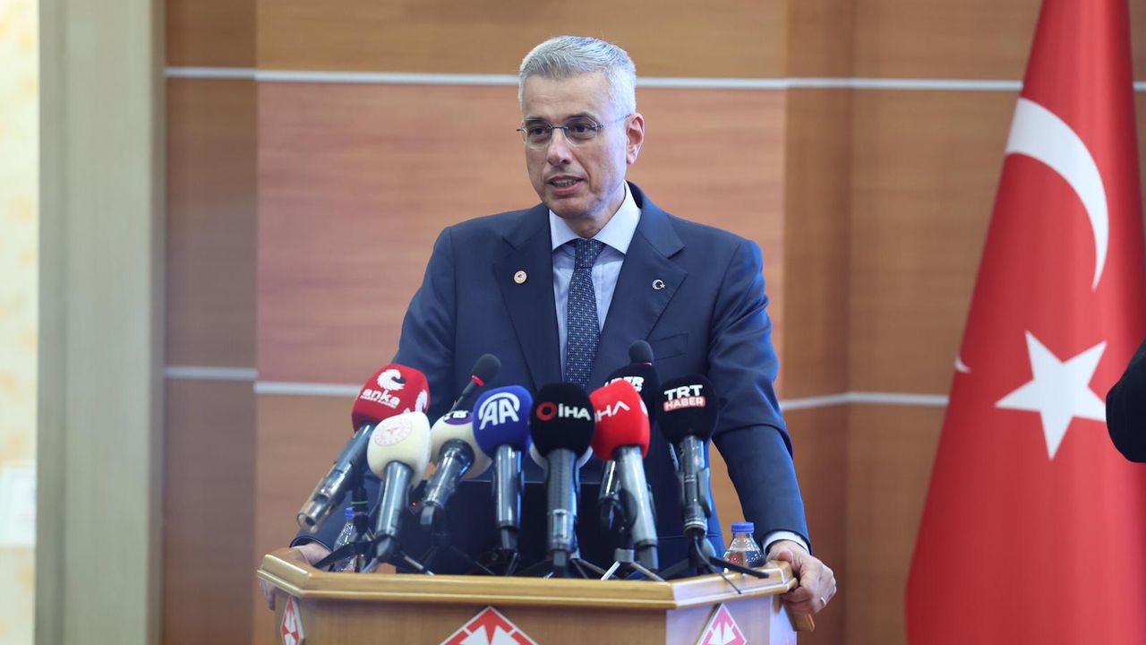 Sağlık Bakanı Memişoğlu: Türkiye organ naklinde dünyaya örnek bir ülke hâline geldi görseli