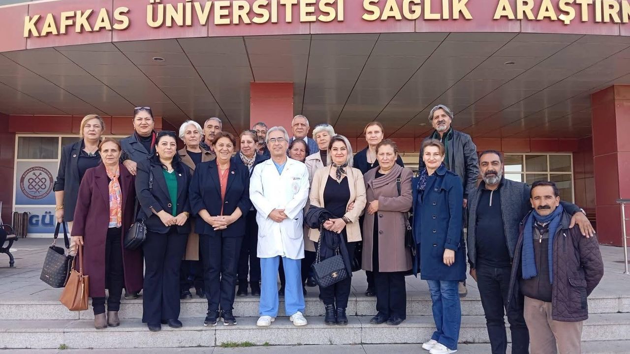 Kars CHP'den Prof. Dr. Barlas Sülü’ye hayırlı olsun ziyareti görseli