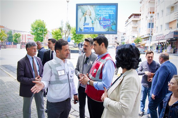 Avcılar’ın 10 mahallesinde başlayan mahalle hizmet seferberliği tamamlandı. Kentti dolaşan