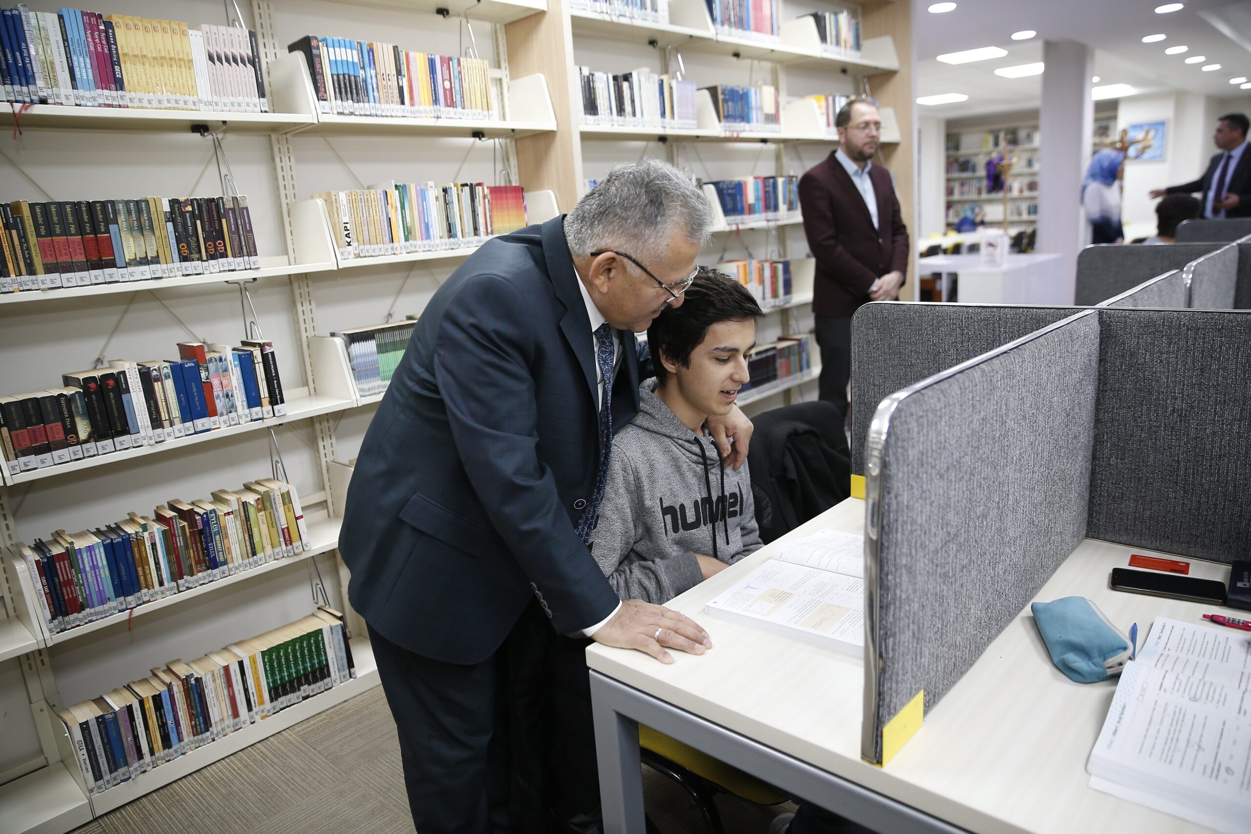 Kayseri Büyükşehir Belediye Başkanı Memduh Büyükkılıç, Büyükşehir Belediyesi’ne ait 13