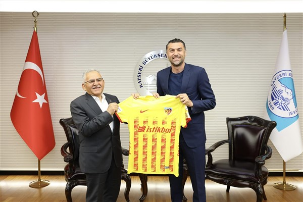 Kayseri Büyükşehir Belediye Başkanı Memduh Büyükkılıç, Mondihome Kayserispor Teknik Direktörü