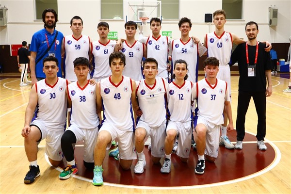 Bayrampaşa Belediyesi Bilgi Evleri Spor Kulübü Basketbol Takımı, U18 kategorisi