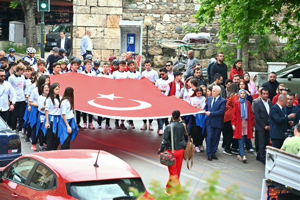 Bursa Büyükşehir Belediyesi tarafından 19 Mayıs Atatürk’ün Anma, Gençlik ve