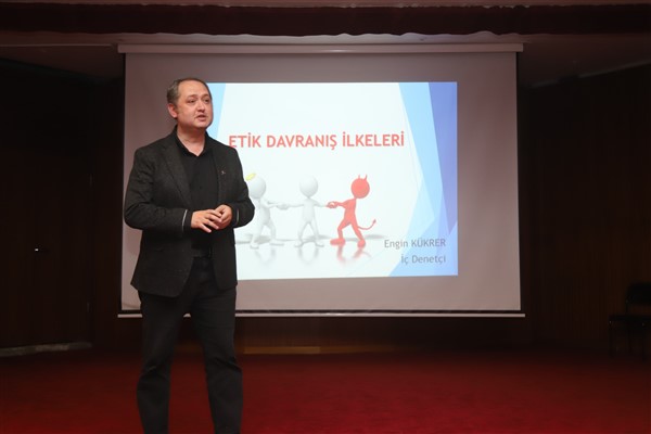 Eskişehir Büyükşehir Belediyesi tarafından personele yönelik “Kamu Görevlileri Etik Davranış