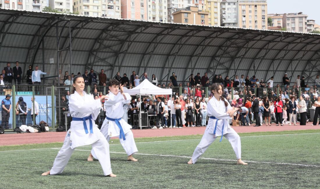 Kağıthane'de 19 Mayıs Atatürk’ü Anma, Gençlik ve Spor Bayramı çeşitli