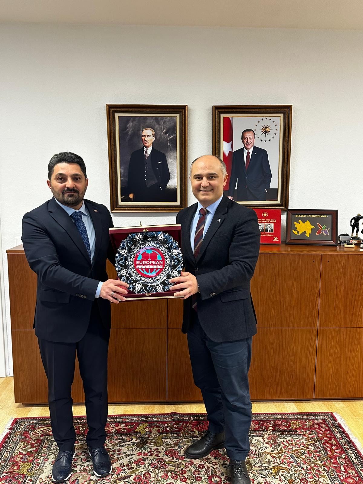 ATFF Academy Başkanı Sedat Aydemir, Almanya Essen Başkonsolosu Taylan Özgür