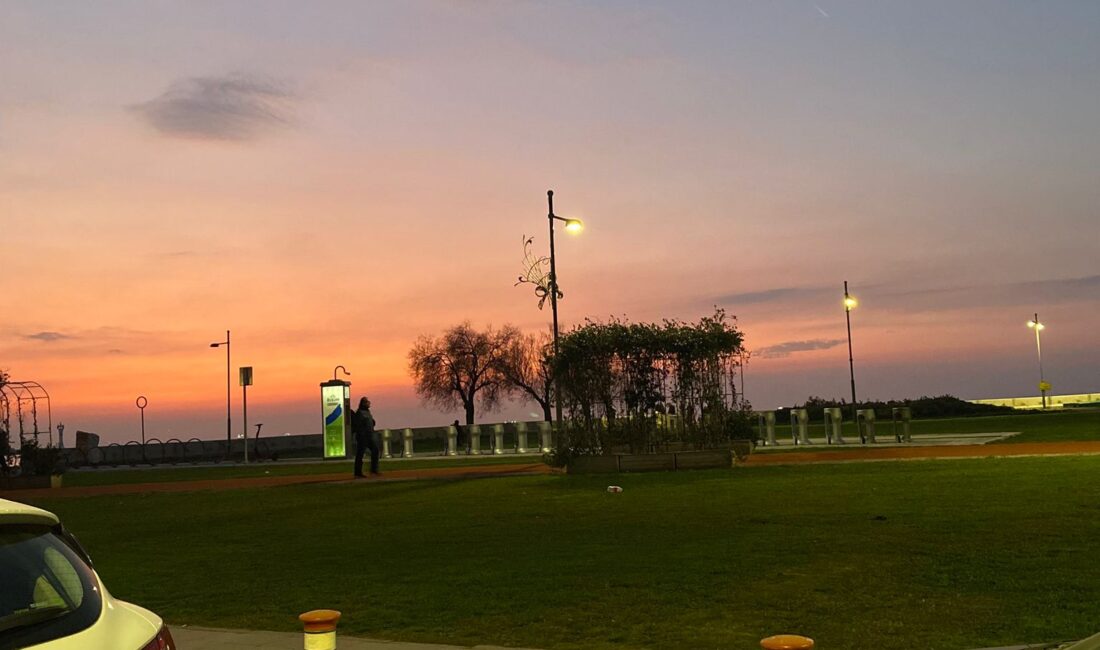 Sabahtan beri Ege ve Akdeniz’de olan depremler korkutmaya devam ediyor.