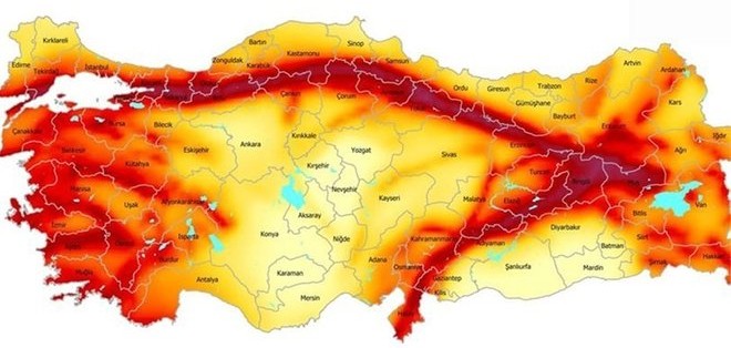 Türkiye’deki üç büyük şehirden İstanbul ve İzmir’in deprem bölgesi olduğu